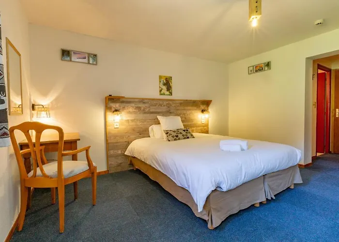 L'escale 3* シャテル