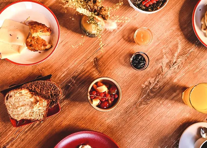 L'escale 3* シャテル