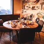 L'escale Châtel