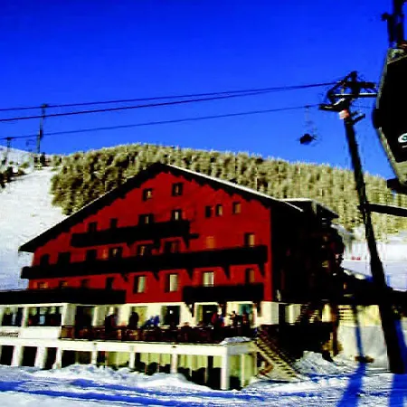 L'escale Hotel 3*